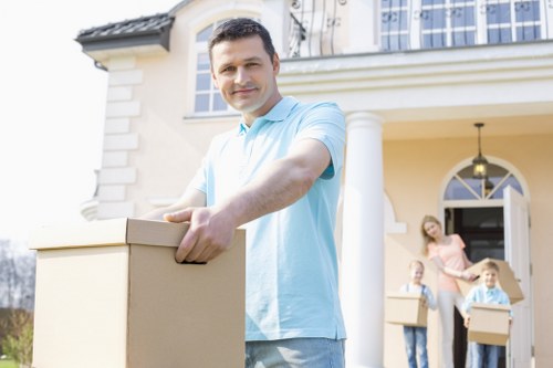 Organised household relocation service for Westminster flats and townhouses
